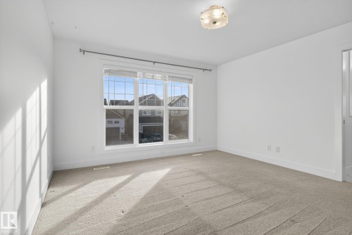 1096 Secord Promenade, Edmonton, AB - Indoor Photo Showing Other Room