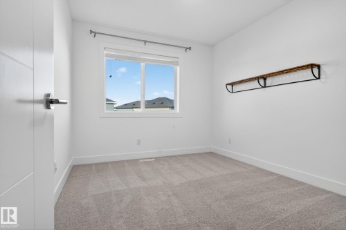 1096 Secord Promenade, Edmonton, AB - Indoor Photo Showing Other Room
