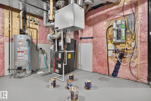 1096 Secord Promenade, Edmonton, AB - Indoor Photo Showing Basement