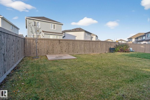 1096 Secord Promenade, Edmonton, AB - Outdoor