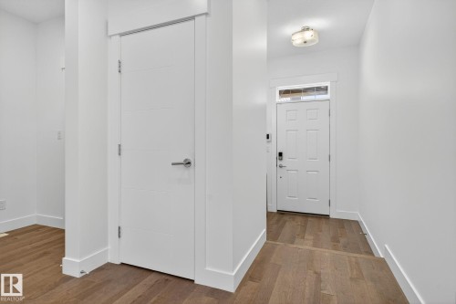 1096 Secord Promenade, Edmonton, AB - Indoor Photo Showing Other Room