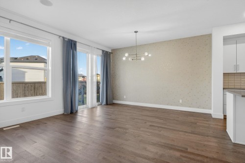 1096 Secord Promenade, Edmonton, AB - Indoor