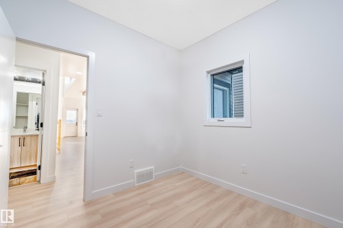 2032 210 Street, Edmonton, AB - Indoor Photo Showing Other Room