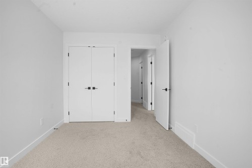 987 Elderberry Landing, Edmonton, AB - Indoor Photo Showing Other Room