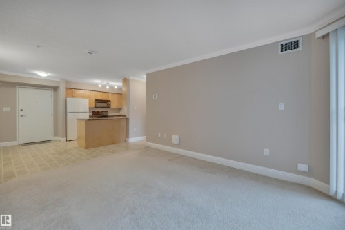 121 13005 140 Avenue, Edmonton, AB - Indoor