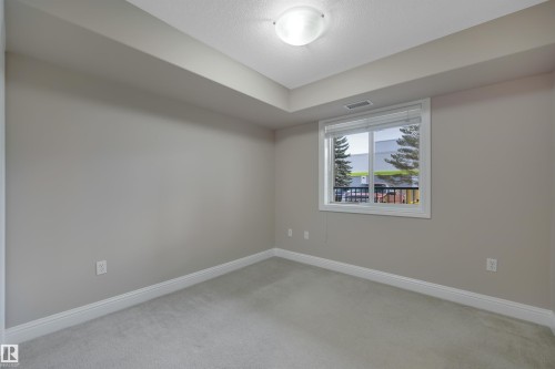 121 13005 140 Avenue, Edmonton, AB - Indoor Photo Showing Other Room