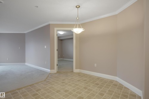 121 13005 140 Avenue, Edmonton, AB - Indoor Photo Showing Other Room