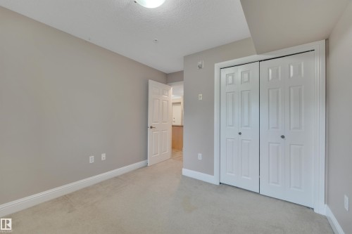 121 13005 140 Avenue, Edmonton, AB - Indoor Photo Showing Other Room