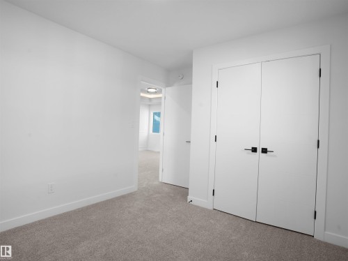 955 Elderberry Landing, Edmonton, AB - Indoor Photo Showing Other Room