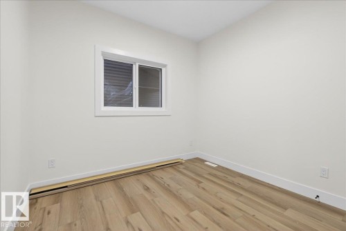 8450 Mayday Link, Edmonton, AB - Indoor Photo Showing Other Room