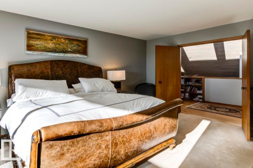 15415 Rio Terrace Drive, Edmonton, AB - Indoor Photo Showing Bedroom