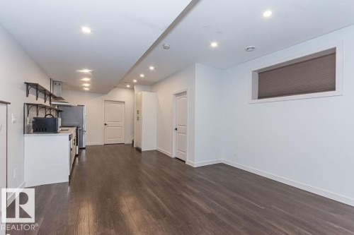 9740 152 Street, Edmonton, AB - Indoor