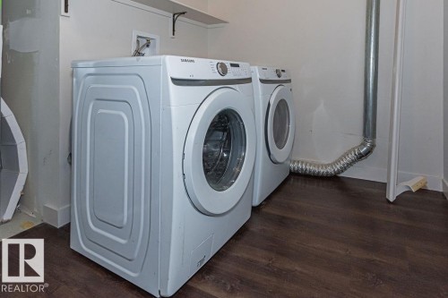 9740 152 Street, Edmonton, AB - Indoor Photo Showing Laundry Room