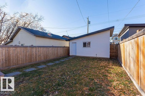 9740 152 Street, Edmonton, AB - Outdoor