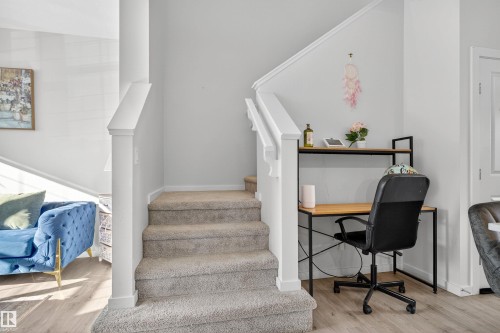 22512 80 Avenue Nw, Edmonton, AB - Indoor