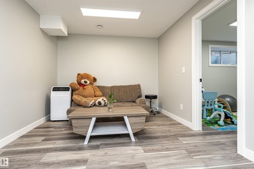 9612 Colak Link, Edmonton, AB - Indoor