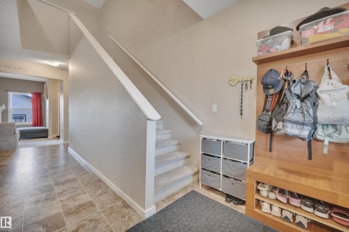 656 Songhurst Wynd, Leduc, AB - Indoor Photo Showing Other Room