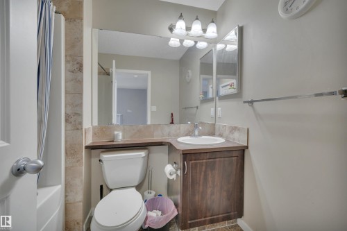 656 Songhurst Wynd, Leduc, AB - Indoor Photo Showing Bathroom