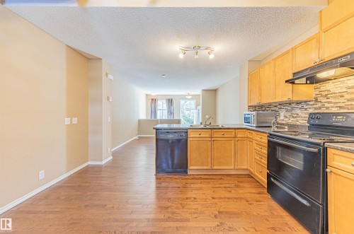 150 5604 199 Street, Edmonton, AB - Indoor Photo Showing Kitchen