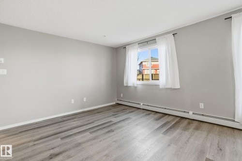 126 148 Ebbers Boulevard, Edmonton, AB - Indoor Photo Showing Other Room
