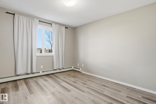 126 148 Ebbers Boulevard, Edmonton, AB - Indoor Photo Showing Other Room