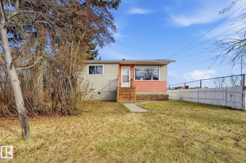 4403 48A Street, Leduc, AB - Outdoor