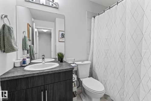 15 Roberge Close, St. Albert, AB - Indoor Photo Showing Bathroom