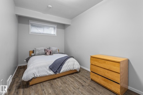 15 Roberge Close, St. Albert, AB - Indoor Photo Showing Bedroom