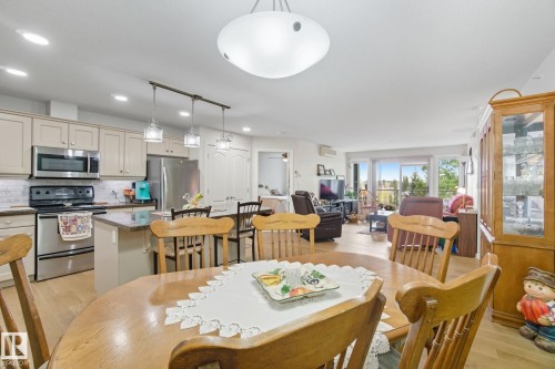 412 278 Suder Greens Drive, Edmonton, AB - Indoor