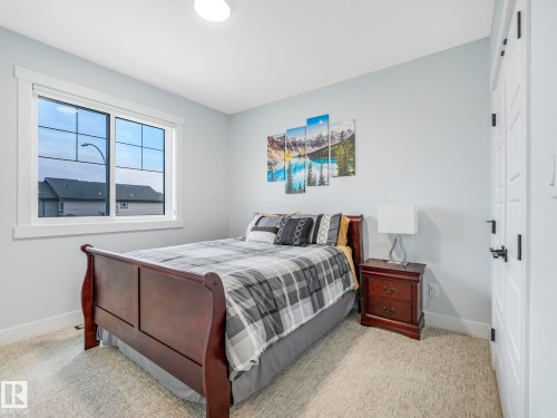 53 Autumnwood Crescent, Spruce Grove, AB - Indoor Photo Showing Bedroom