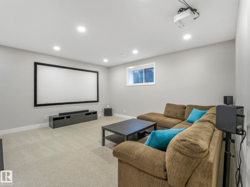 53 Autumnwood Crescent, Spruce Grove, AB - Indoor Photo Showing Other Room