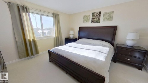 14029 145 Avenue, Edmonton, AB - Indoor Photo Showing Bedroom