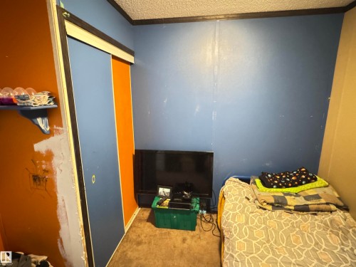 5317 53 St., Clyde, AB - Indoor Photo Showing Bedroom