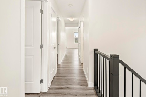 5404 22 Avenue, Edmonton, AB - Indoor Photo Showing Other Room