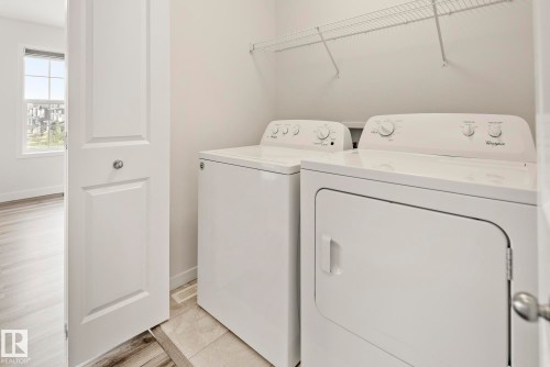 5404 22 Avenue, Edmonton, AB - Indoor Photo Showing Laundry Room