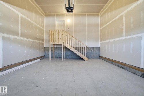 7104 47A Street, Beaumont, AB - Indoor