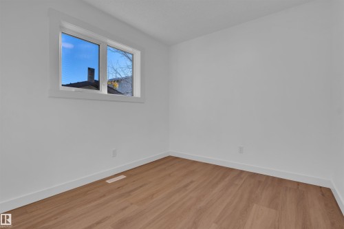 1111 49A Street, Edmonton, AB - Indoor Photo Showing Other Room