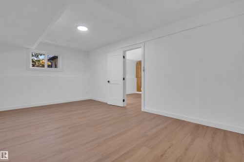 1111 49A Street, Edmonton, AB - Indoor Photo Showing Other Room