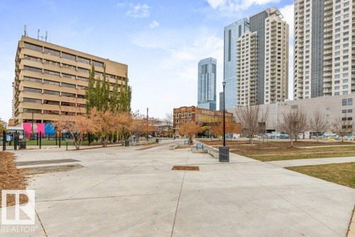 405 10606 102 Avenue, Edmonton, AB - Outdoor With Facade