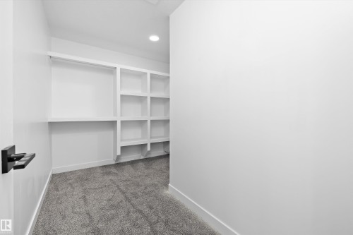 38 Cannes Cove, St. Albert, AB - Indoor With Storage