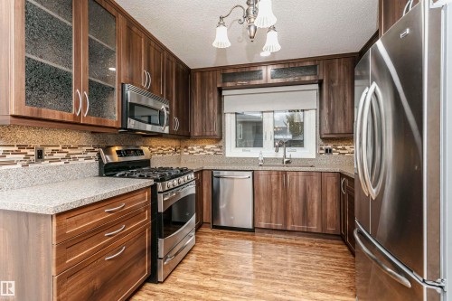5801 54 Avenue, Beaumont, AB - Indoor Photo Showing Kitchen With Stainless Steel Kitchen With Upgraded Kitchen