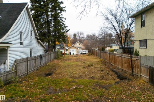 12026 93 Street, Edmonton, AB 
