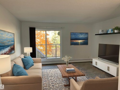9024 Tudor Glen, St. Albert, AB - Indoor Photo Showing Living Room