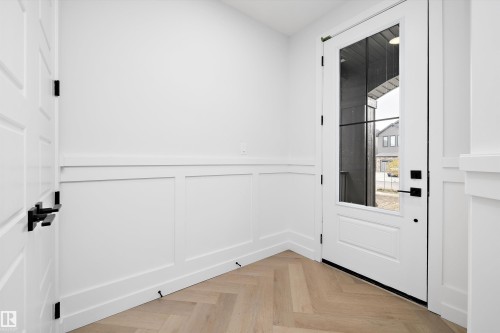 32 Cannes Cove, St. Albert, AB - Indoor Photo Showing Other Room