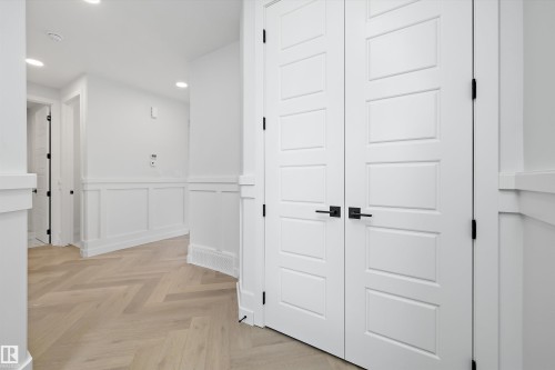 32 Cannes Cove, St. Albert, AB - Indoor Photo Showing Other Room