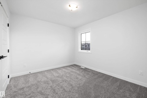 32 Cannes Cove, St. Albert, AB - Indoor Photo Showing Other Room