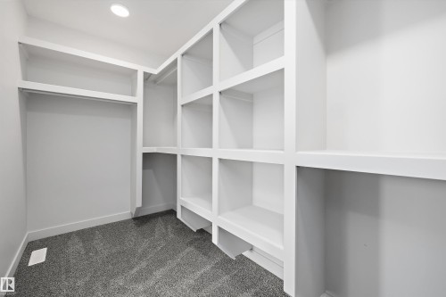 32 Cannes Cove, St. Albert, AB - Indoor With Storage