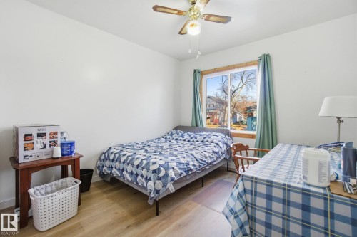 11514 92 Street, Edmonton, AB - Indoor Photo Showing Bedroom