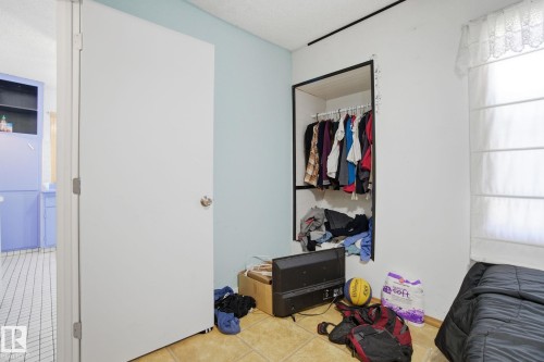 11514 92 Street, Edmonton, AB - Indoor