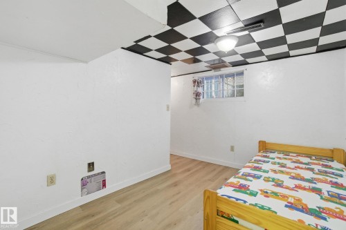 11514 92 Street, Edmonton, AB - Indoor Photo Showing Bedroom